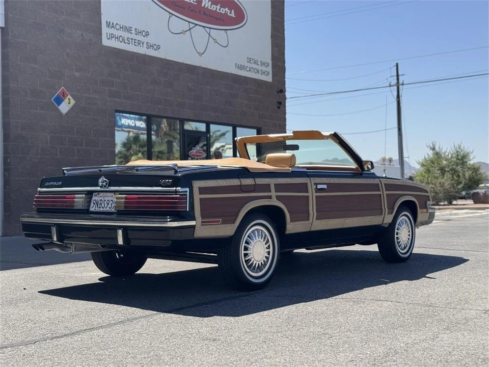 1985 Chrysler LeBaron - Image 5 of 31