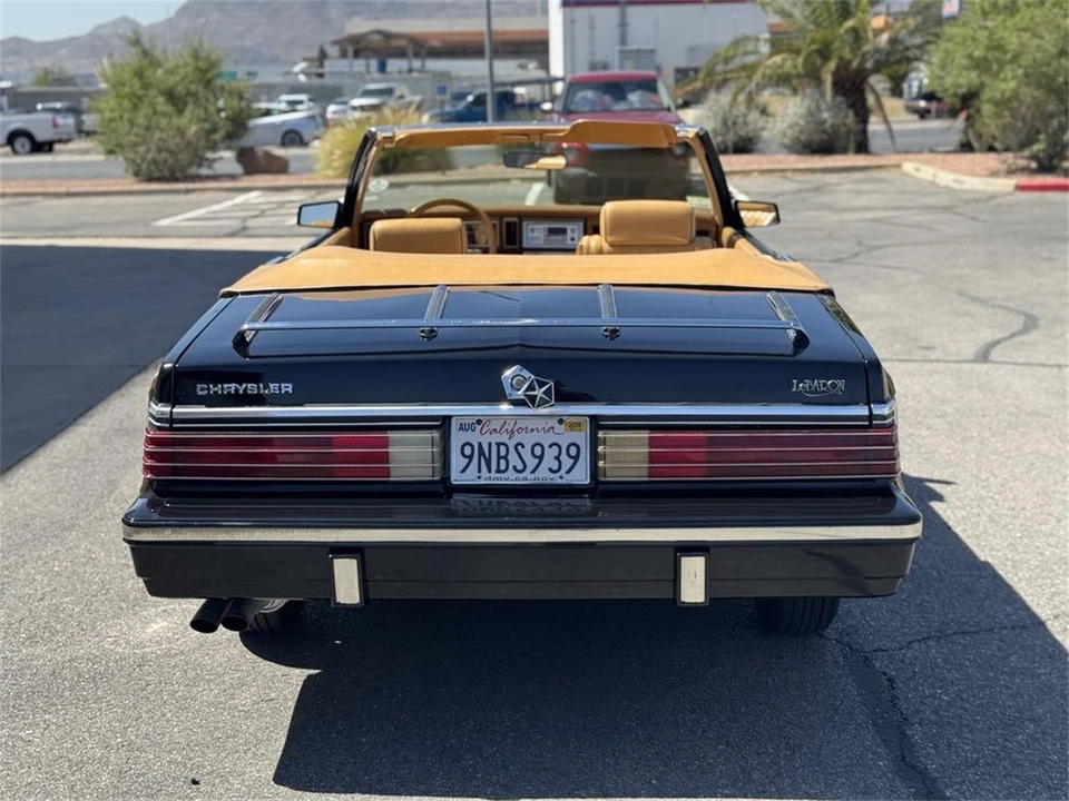 1985 Chrysler LeBaron - Image 6 of 31