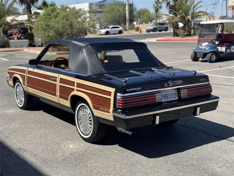 1985 Chrysler LeBaron - Image 18 of 31