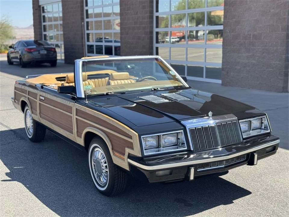 1985 Chrysler LeBaron - Image 2 of 31