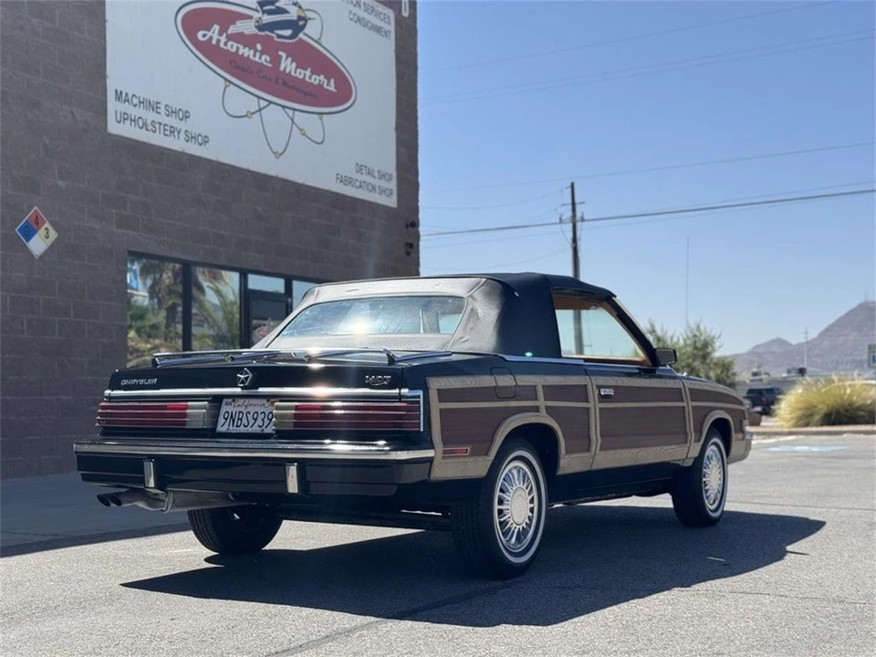 1985 Chrysler LeBaron - Image 14 of 31