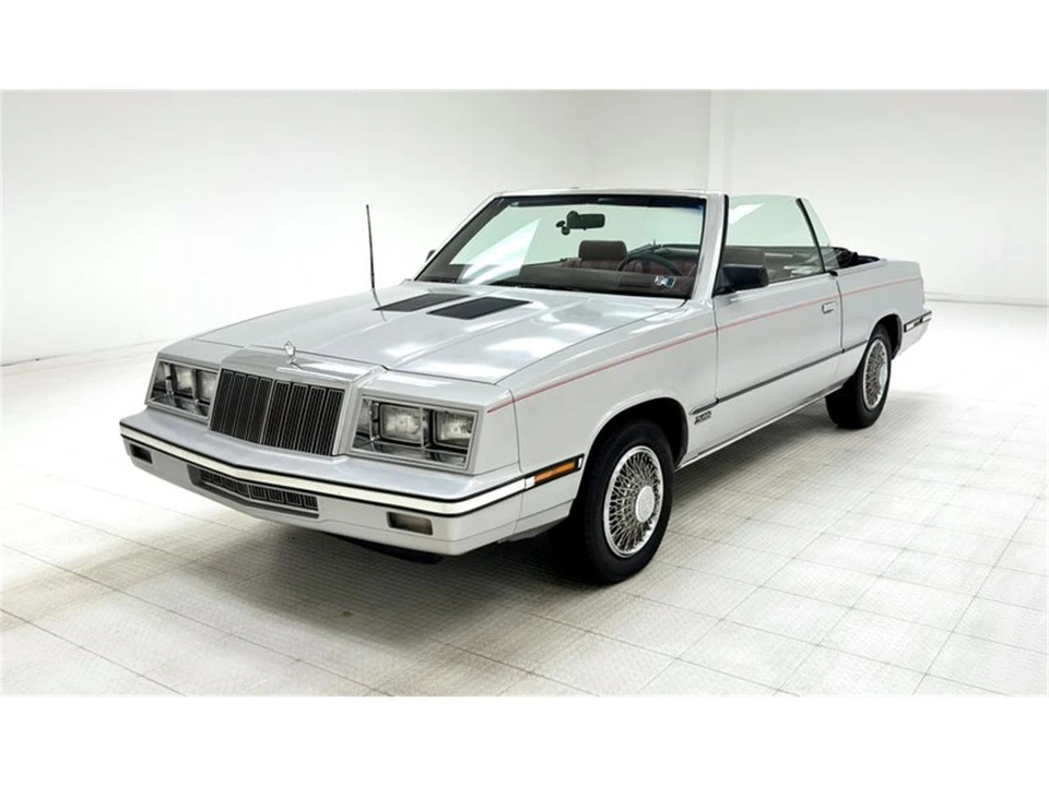 1985 Chrysler LeBaron - Image 2 of 31