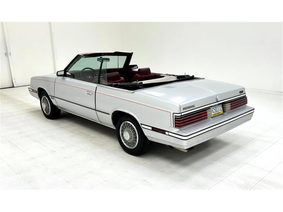 1985 Chrysler LeBaron - Image 6 of 31