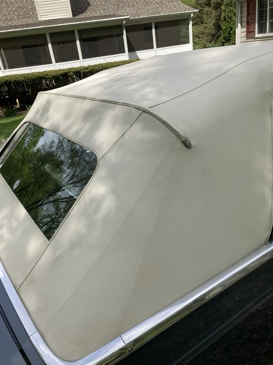 1985 Chrysler LeBaron - Image 10 of 18