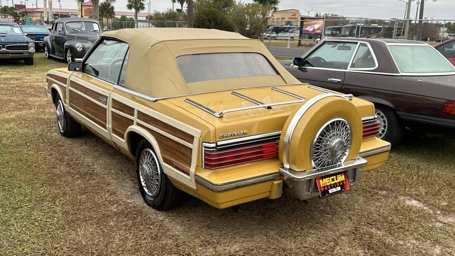 1985 Chrysler LeBaron - Image 2 of 6