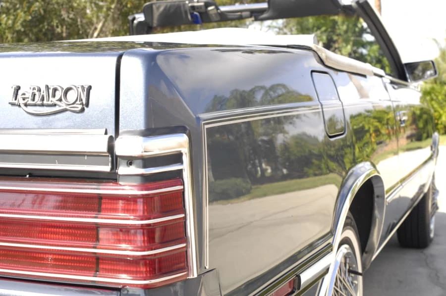 1985 Chrysler LeBaron - Image 6 of 9