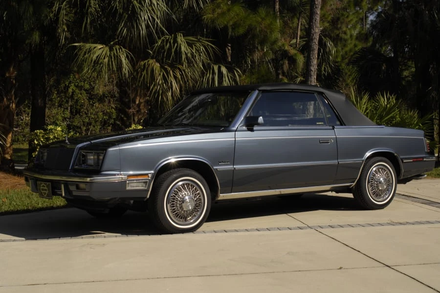 1985 Chrysler LeBaron - Image 9 of 9
