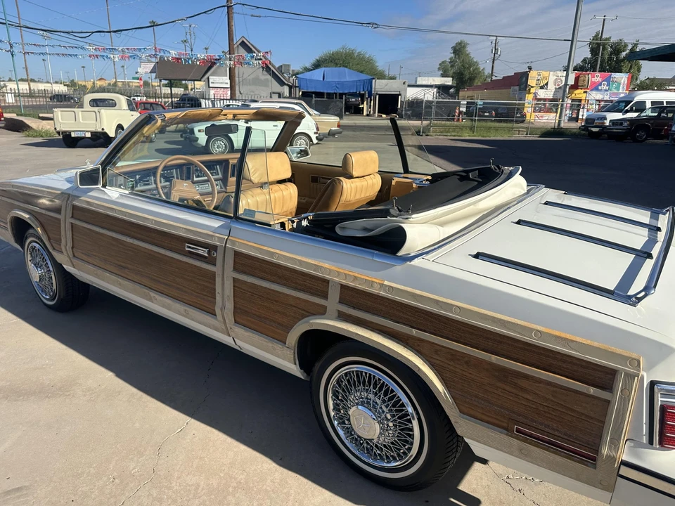1985 Chrysler LeBaron - Image 10 of 31