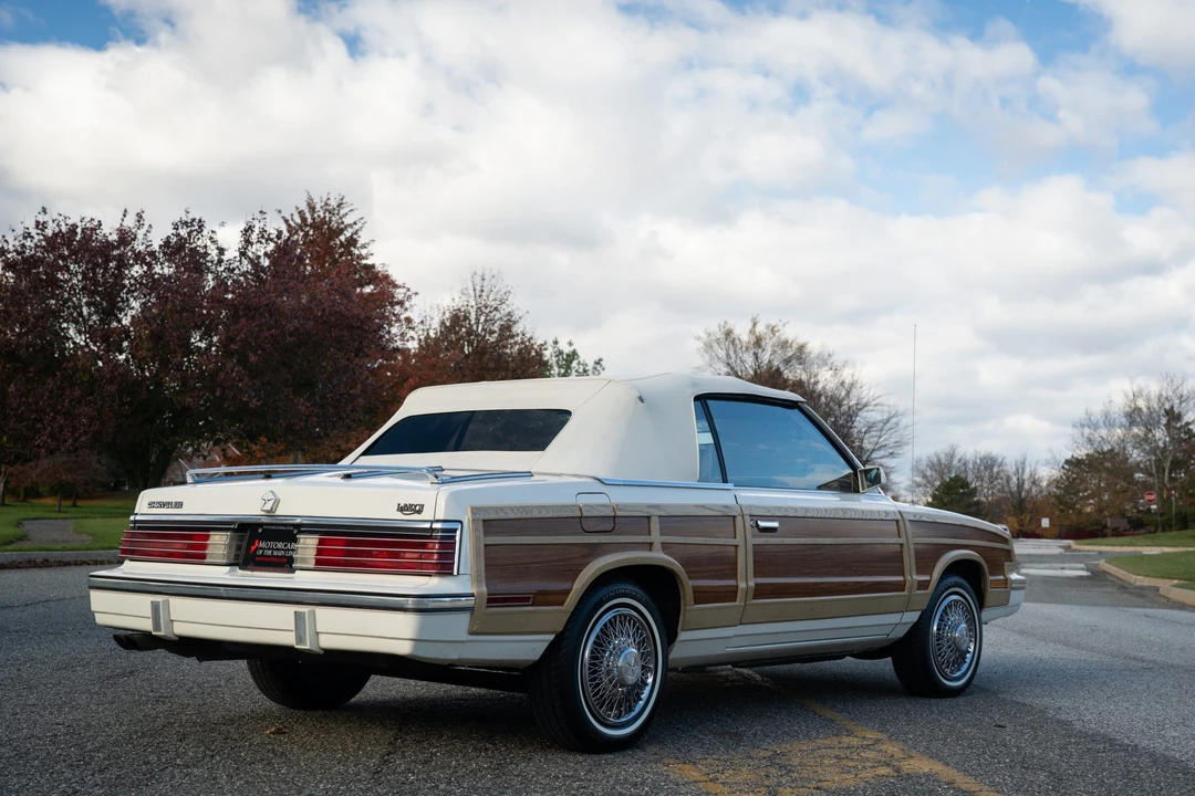 1985 Chrysler LeBaron - Image 7 of 31