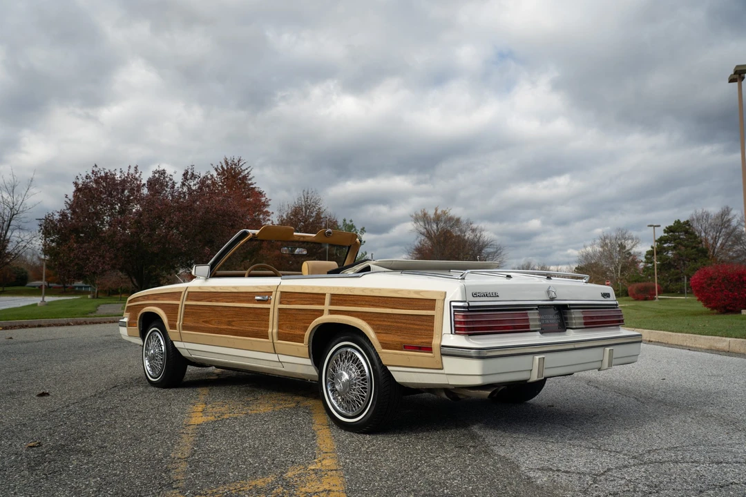 1985 Chrysler LeBaron - Image 12 of 31