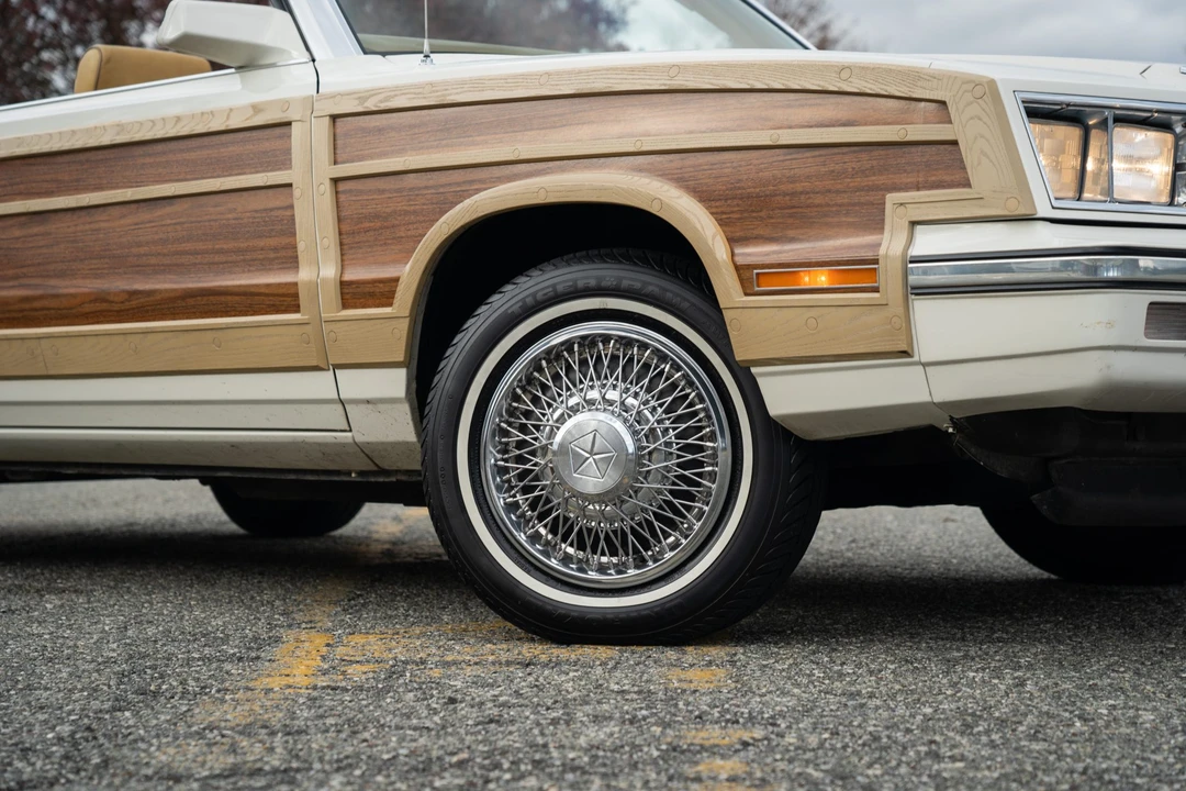 1985 Chrysler LeBaron - Image 31 of 31