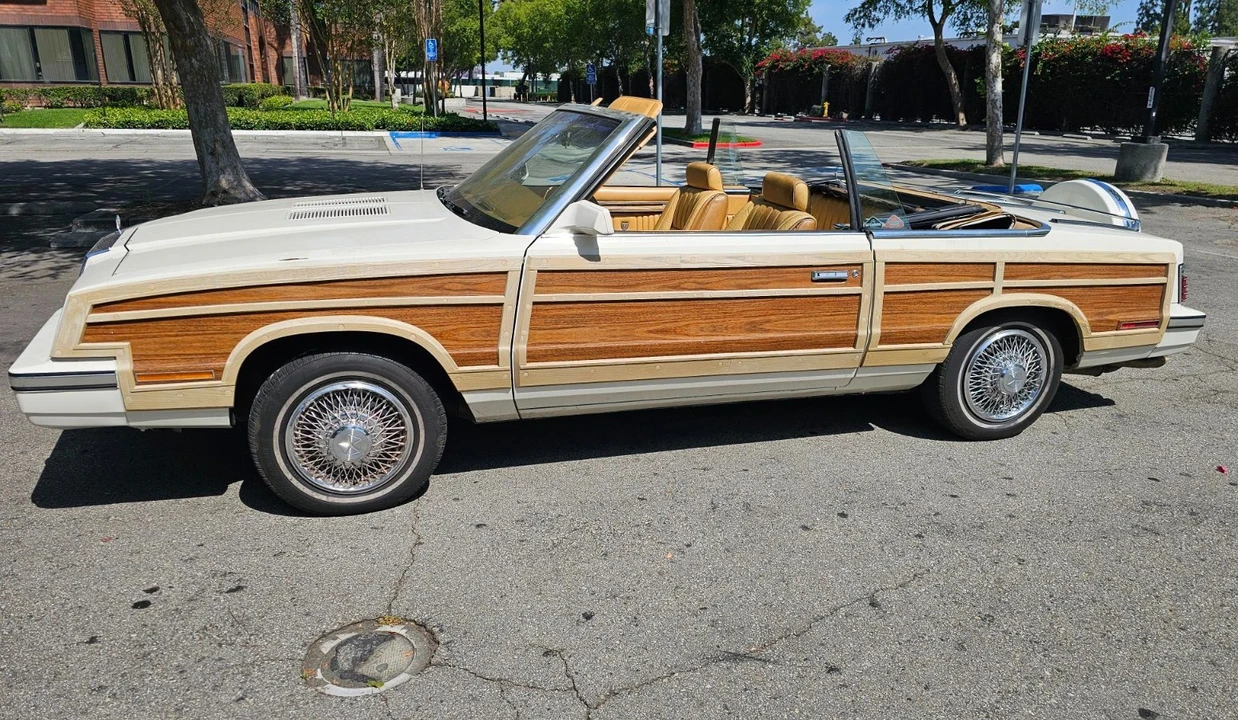 1985 Chrysler LeBaron - Image 3 of 28