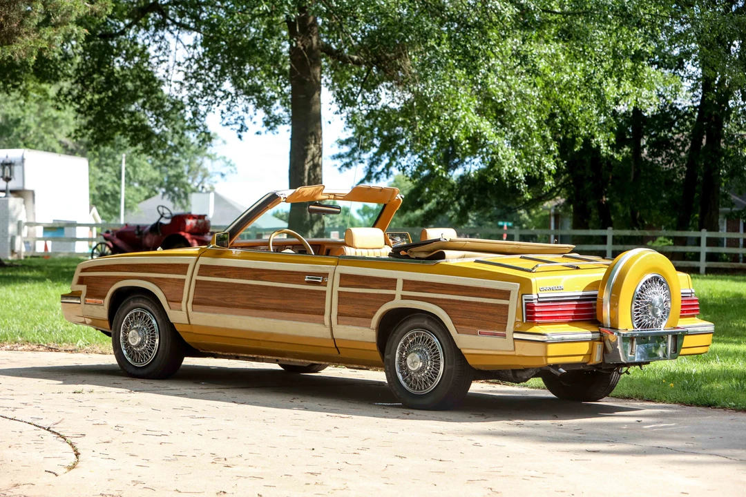 1985 Chrysler LeBaron - Image 3 of 31