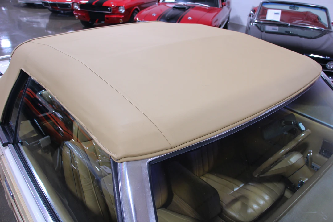 1985 Chrysler Town & Country - Image 27 of 31