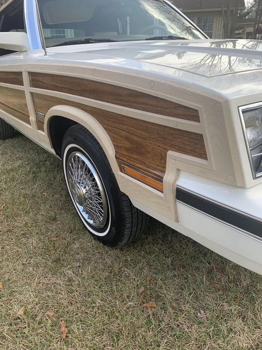 1985 Chrysler LeBaron - Image 25 of 31