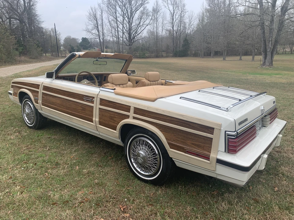 1985 Chrysler LeBaron - Image 12 of 31