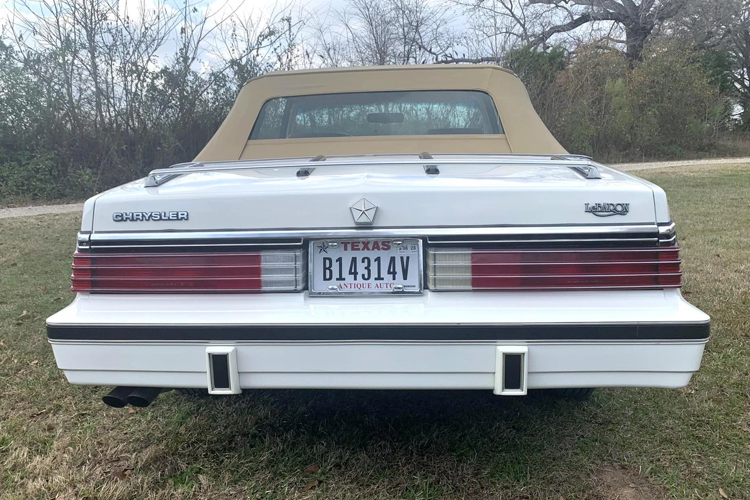 1985 Chrysler LeBaron - Image 5 of 31