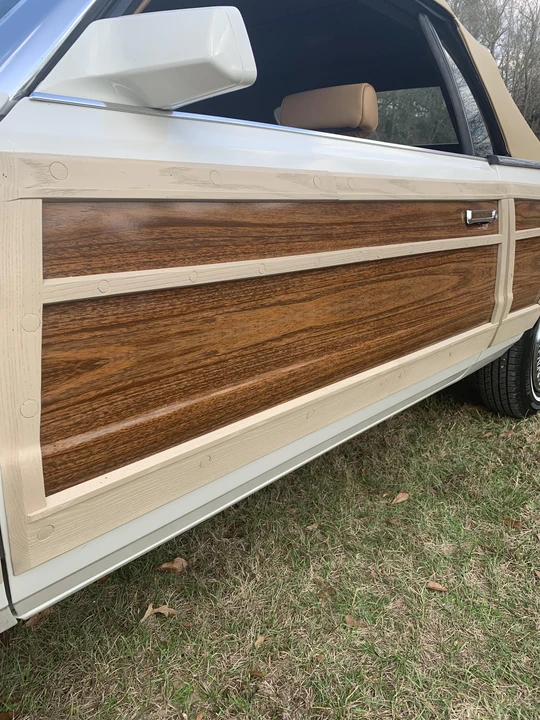 1985 Chrysler LeBaron - Image 28 of 31