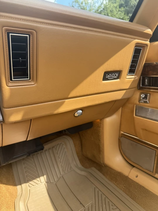 1985 Chrysler K-Car - Image 27 of 31