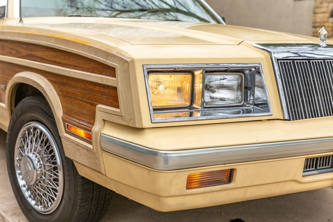 1985 Chrysler K-Car - Image 17 of 31