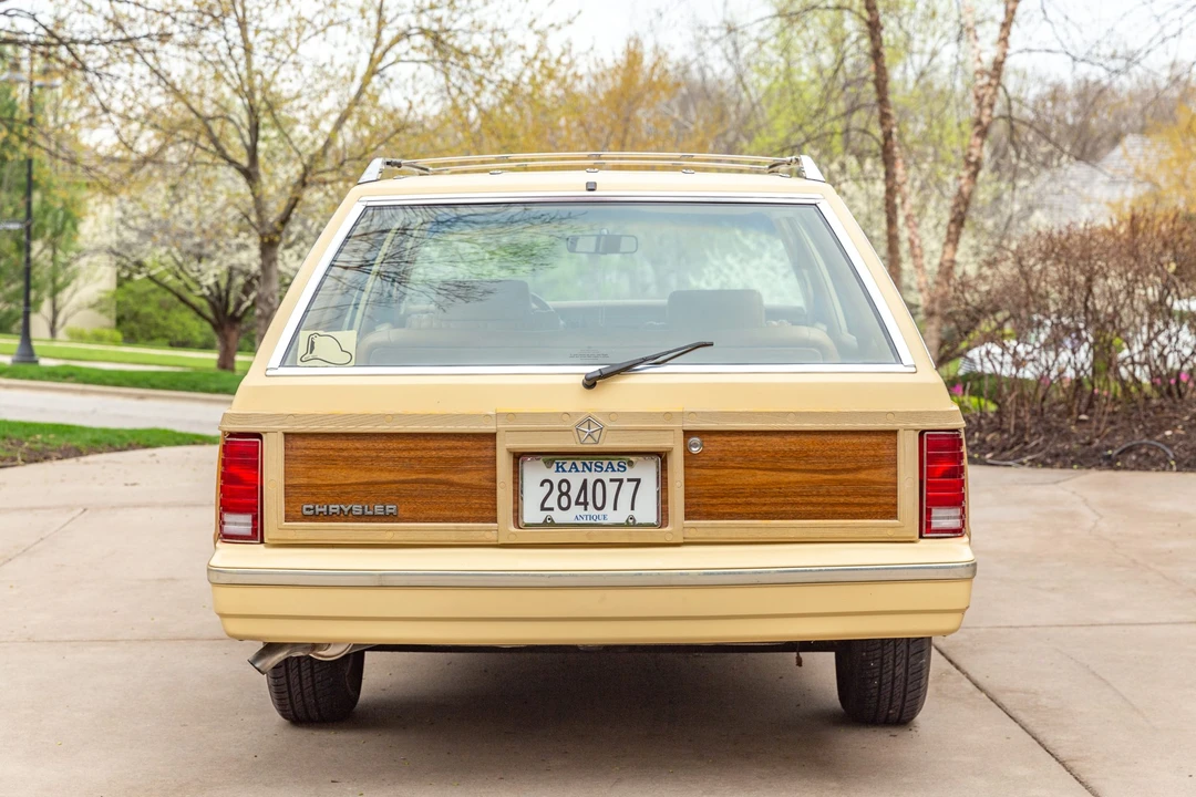 1985 Chrysler K-Car - Image 7 of 31