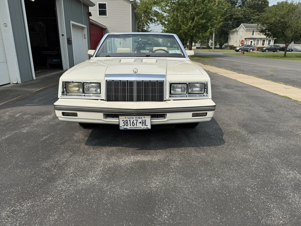 1985 Chrysler LeBaron - Image 2 of 31