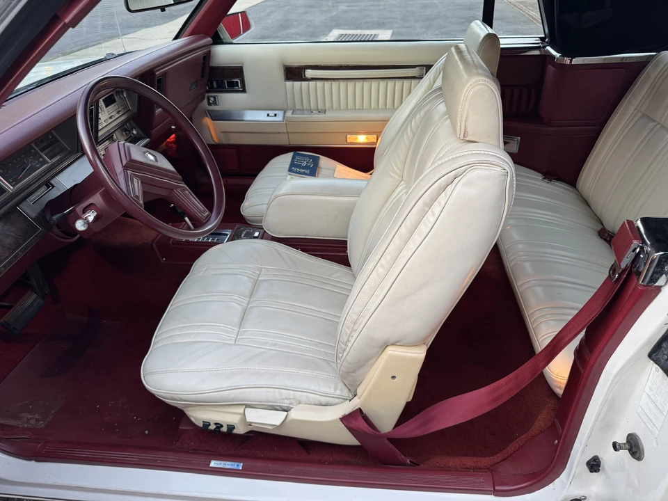 1985 Chrysler LeBaron - Image 31 of 31
