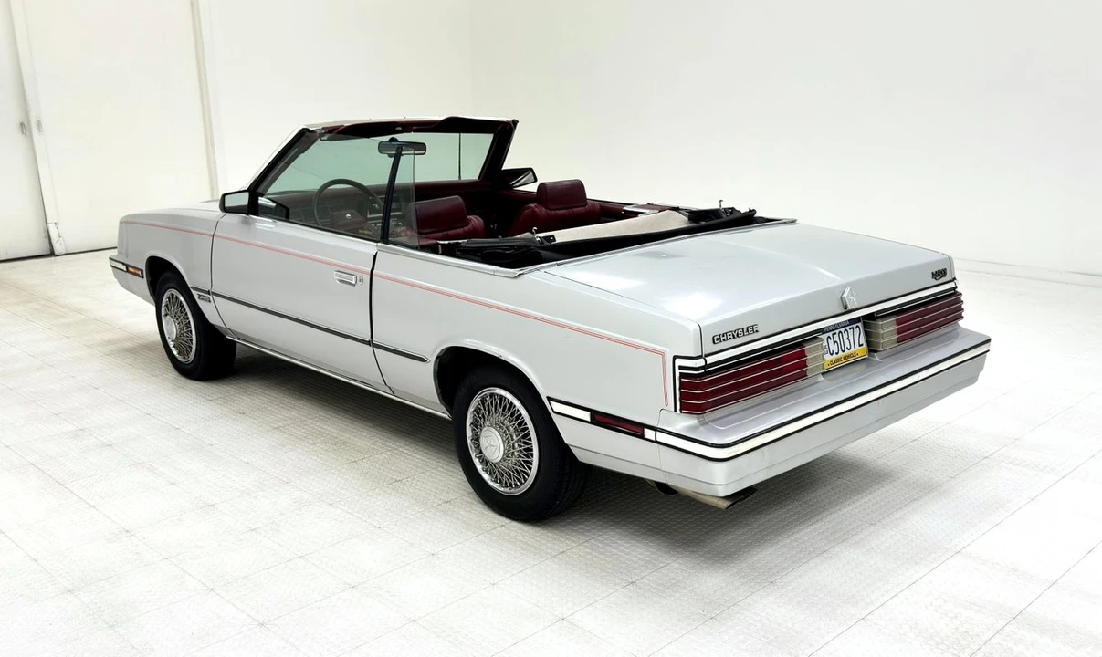 1985 Chrysler LeBaron - Image 6 of 12