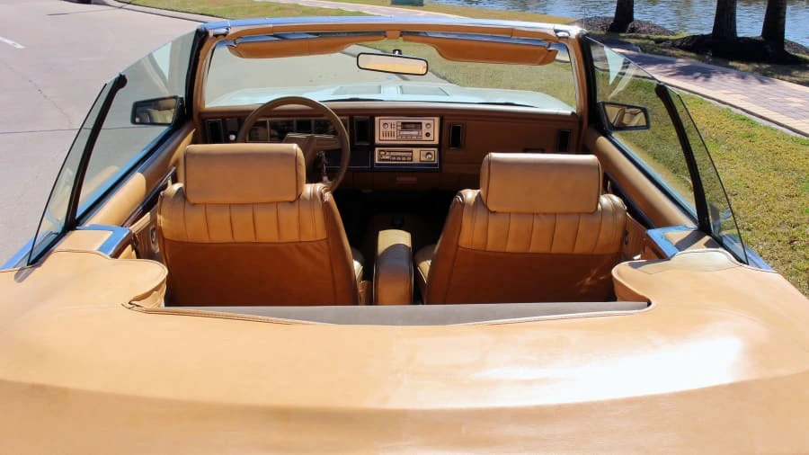 1985 Chrysler LeBaron - Image 5 of 9