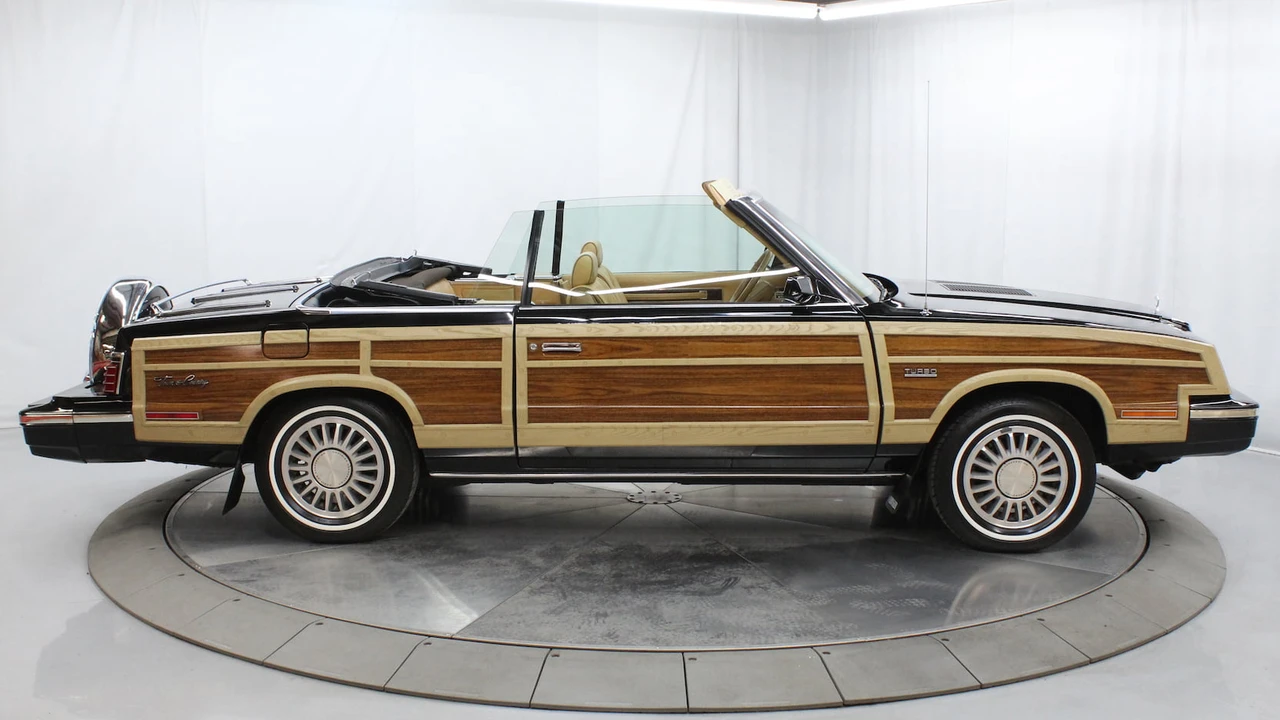 1985 Chrysler LeBaron - Image 2 of 31