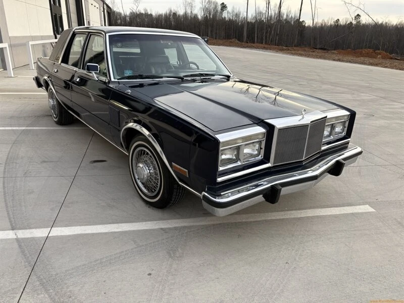 1985 Chrysler New Yorker - Image 2 of 12