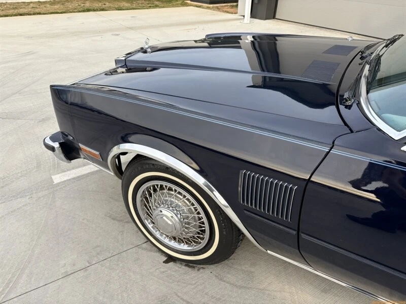 1985 Chrysler New Yorker - Image 10 of 12