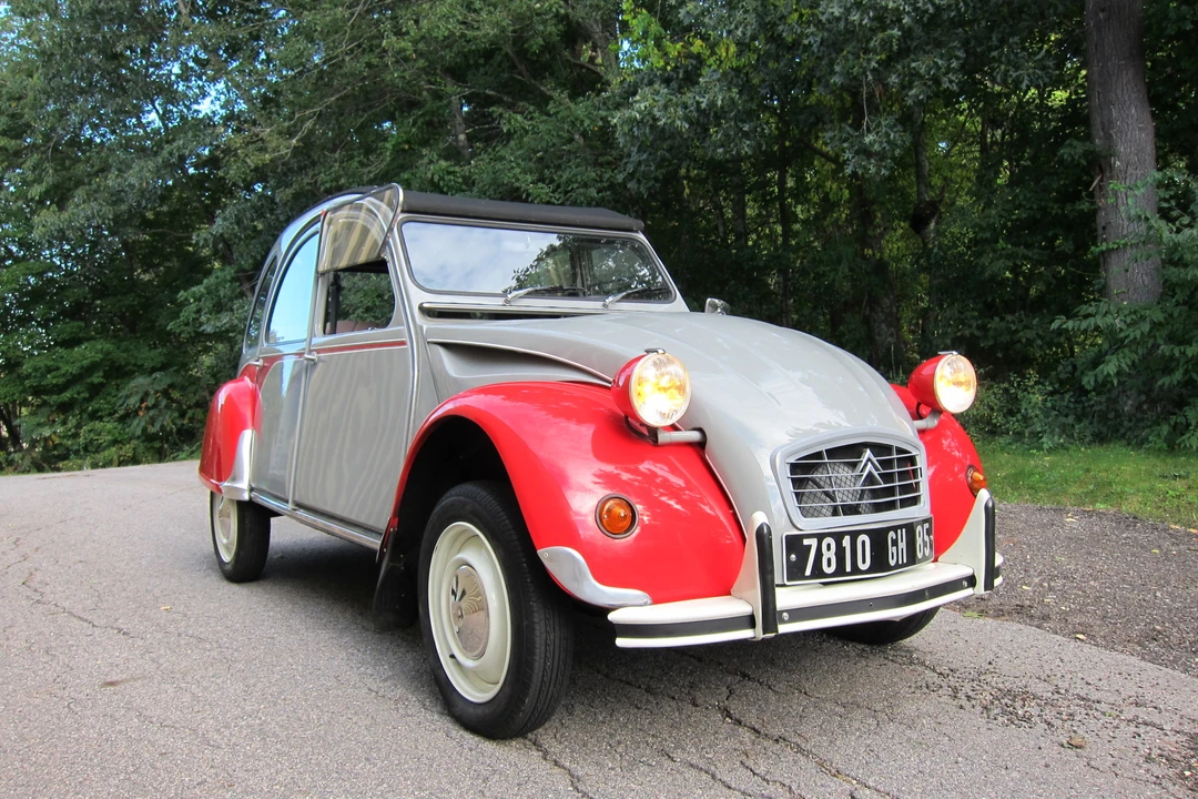 1985 Citroen 2CV - Image 2 of 31