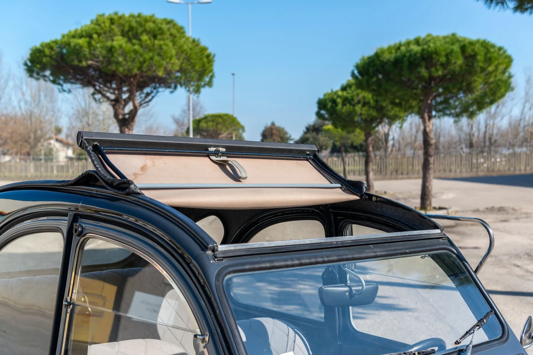 1985 Citroen 2CV - Image 27 of 31
