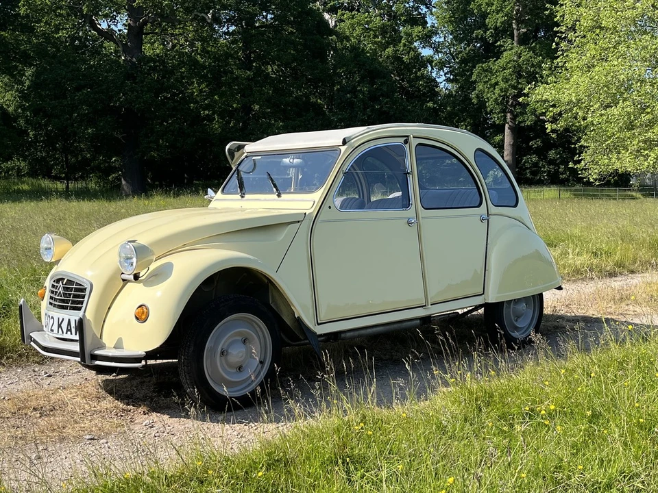 1985 Citroen 2CV - Image 2 of 30