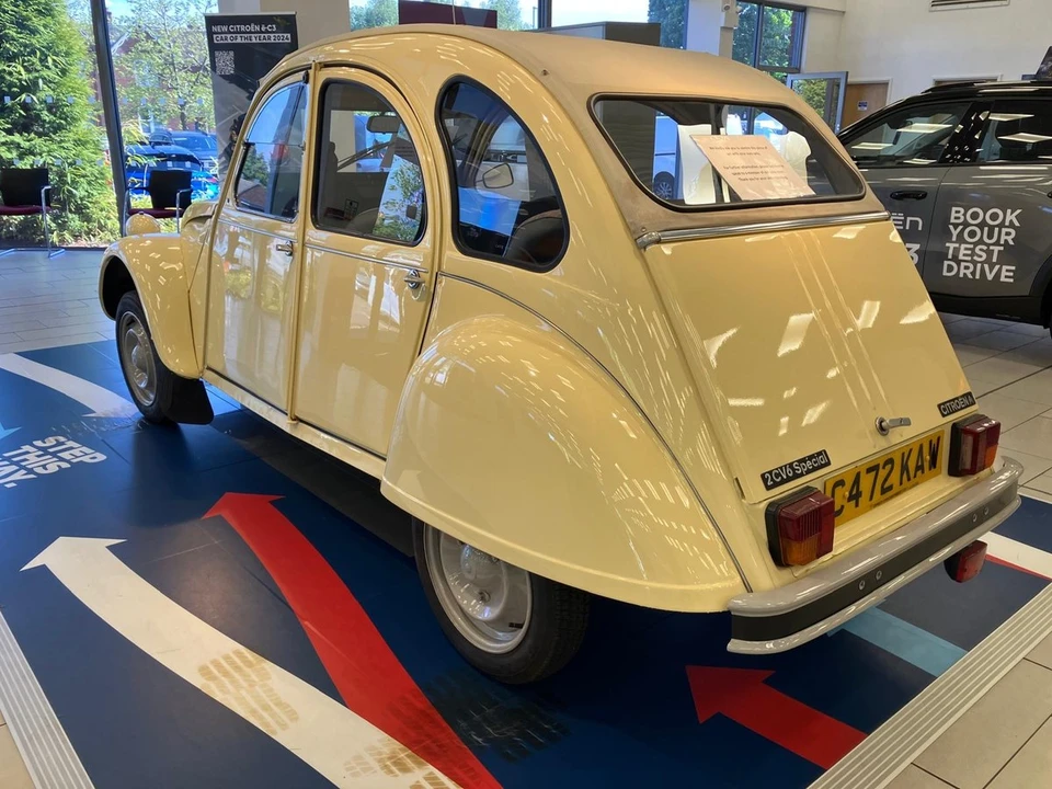 1985 Citroen 2CV - Image 12 of 30