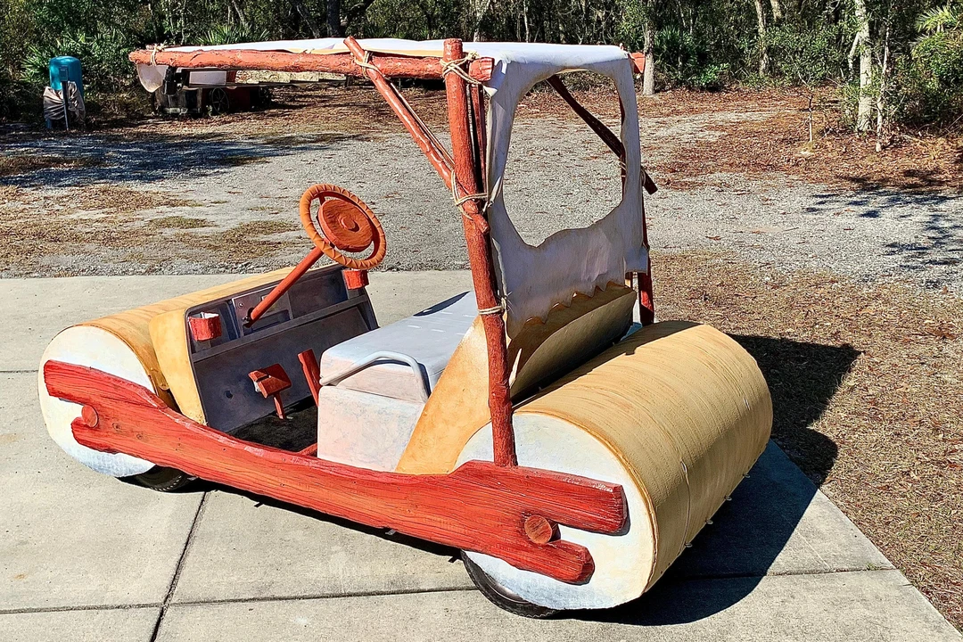 1985 Parts & Memorabilia Golf Carts - Image 4 of 31