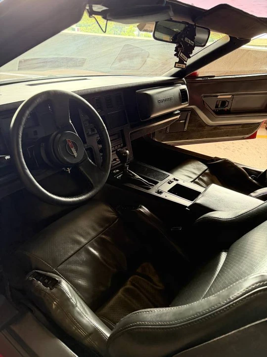 1985 Chevrolet Corvette C4 - Image 17 of 20