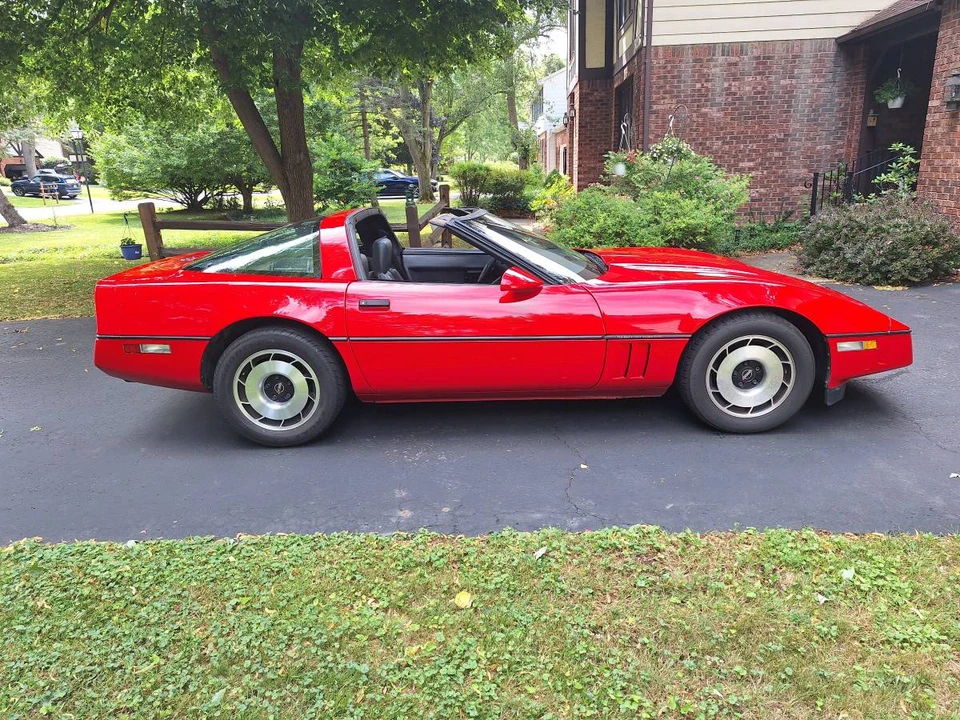 1985 Chevrolet Corvette C4 - Image 5 of 6