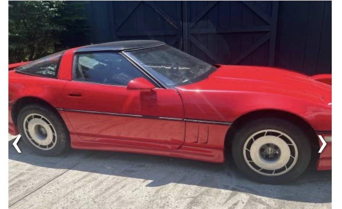 1985 Chevrolet Corvette C4 - Image 8 of 11