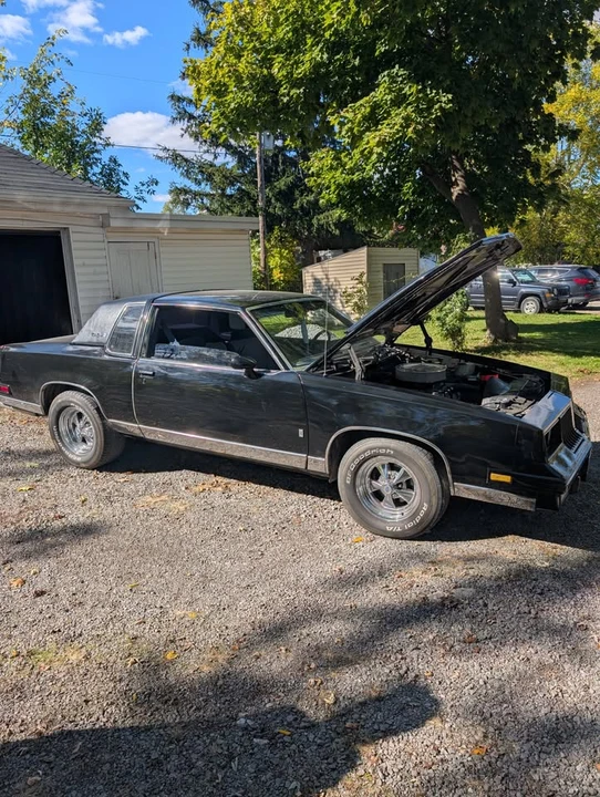 1985 Oldsmobile Cutlass Supreme - Image 5 of 8