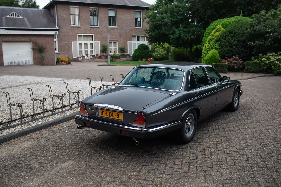 1985 Daimler - Image 10 of 31
