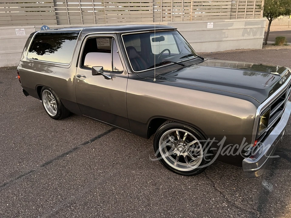 1985 Dodge Ramcharger - Image 5 of 5