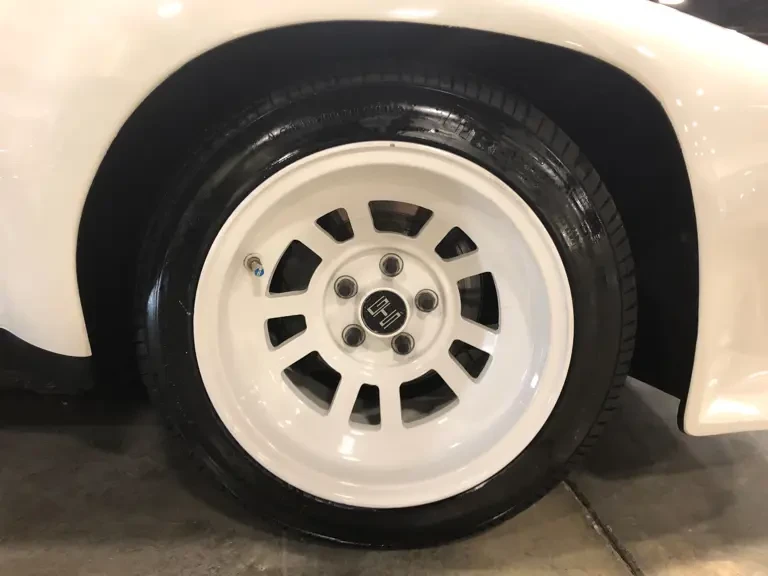 1985 DeTomaso Pantera - Image 14 of 15