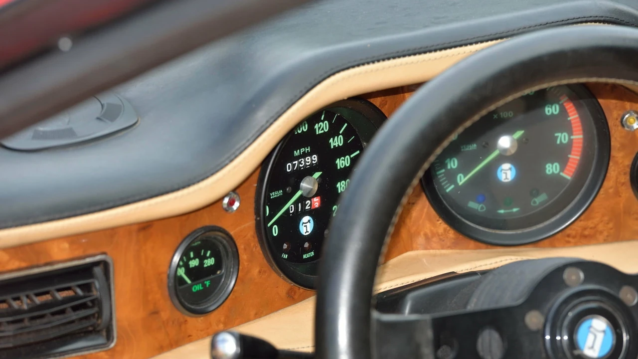 1985 DeTomaso Pantera - Image 28 of 31