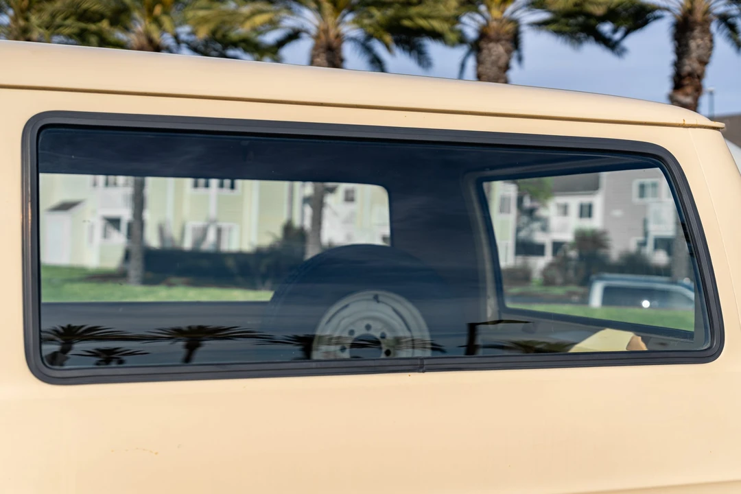 1985 Dodge Ram Van - Image 30 of 31