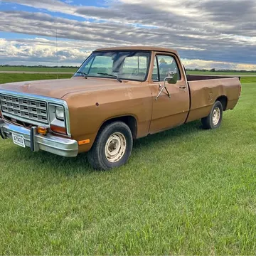 1985 Dodge D-150 Long Bed