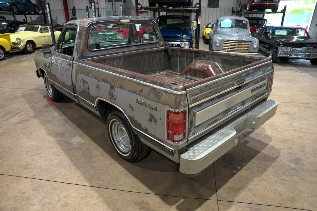 1985 Dodge D Series - Image 16 of 31