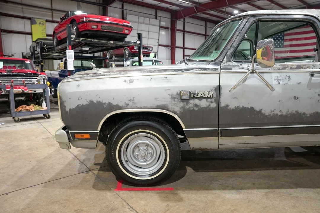1985 Dodge D Series - Image 3 of 31