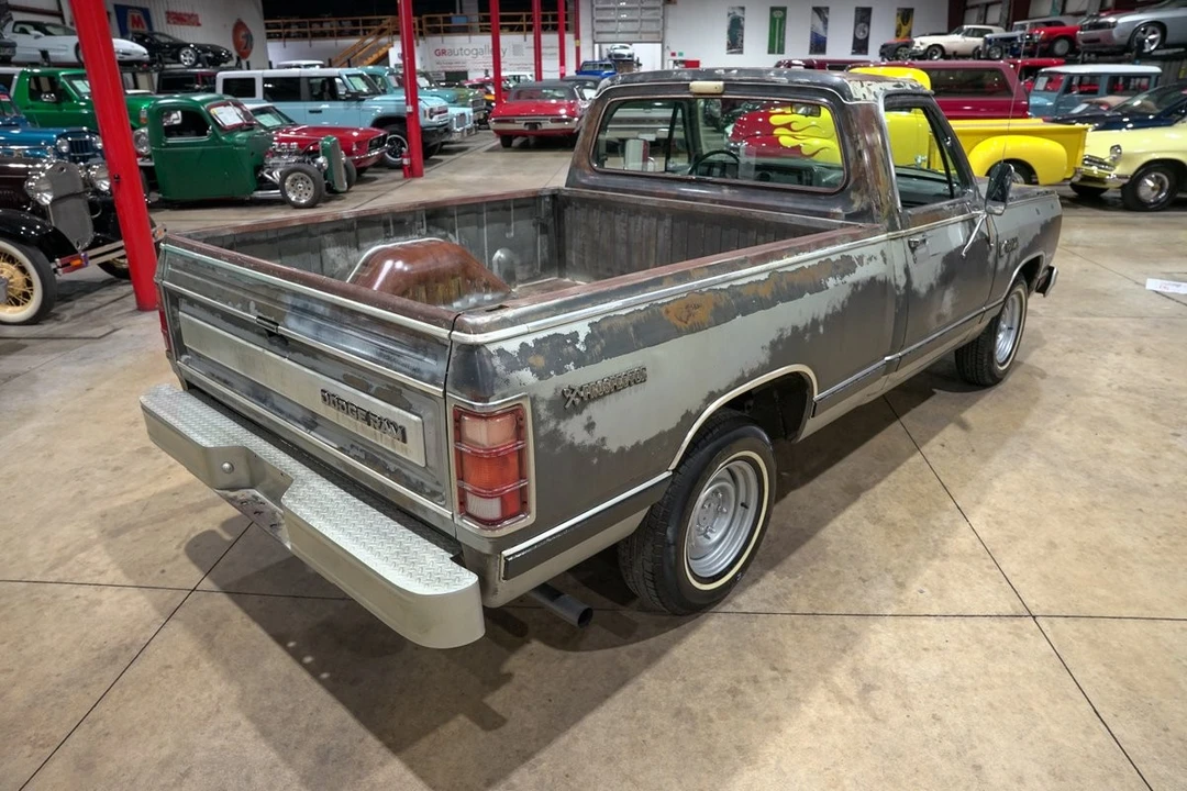 1985 Dodge D Series - Image 17 of 31